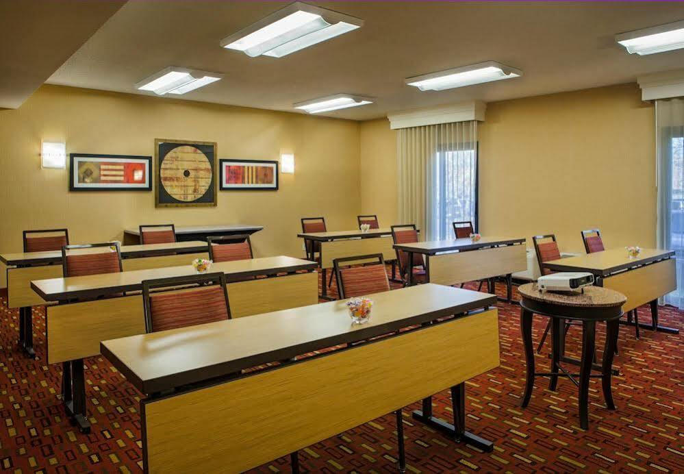 Courtyard By Marriott Boulder Hotel Buitenkant foto